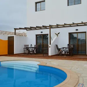 https://casa-la-ermita.in-canary-islands.com